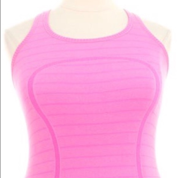 Lululemon tank size 4 - Picture 1 of 3